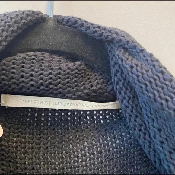 Twelfth Street by Cynthia Vincent Sweater - Picture 5 of 11